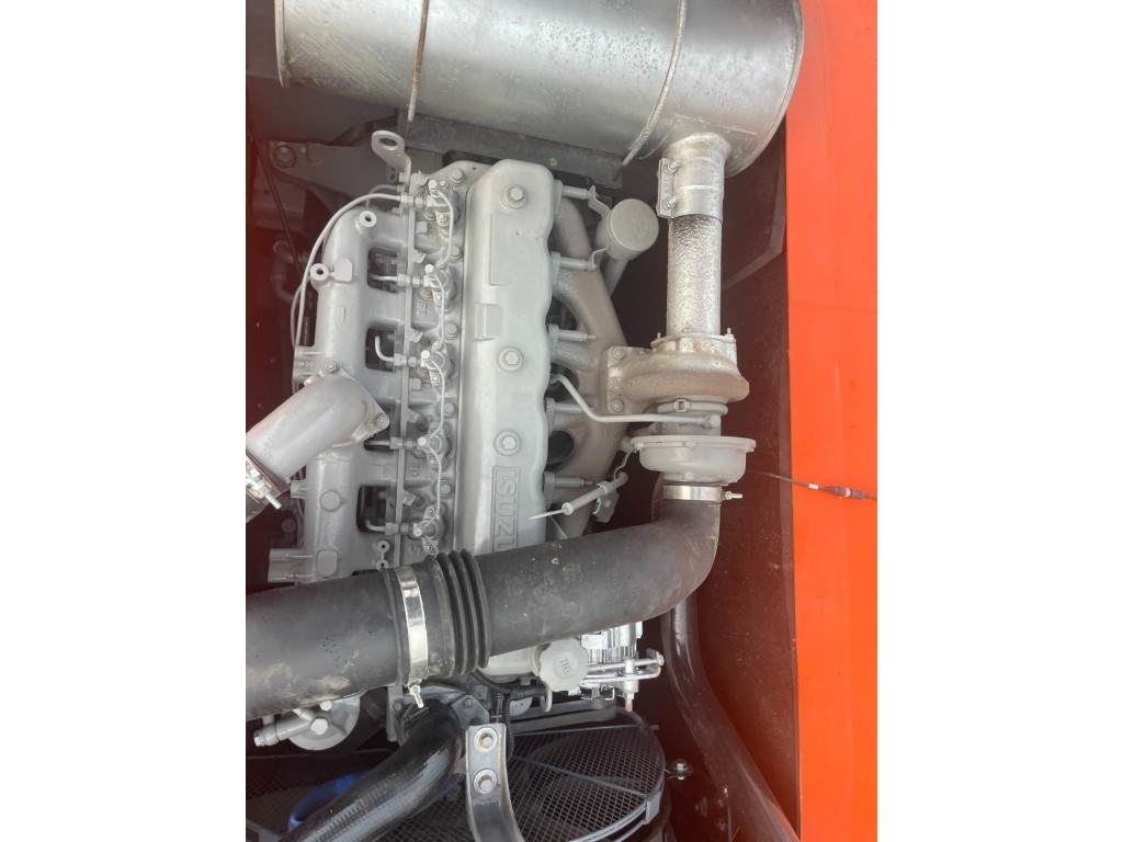 รถ แม็คโคร hitachi zx200