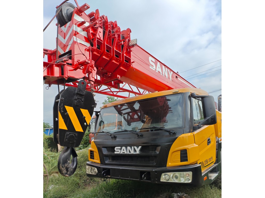 รถเครน SANY STC250 ขนาด 25 ตัน ราคา