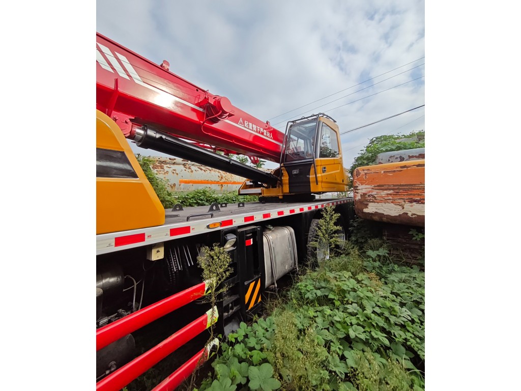 รถเครน SANY STC250 ขนาด 25 ตัน ราคา